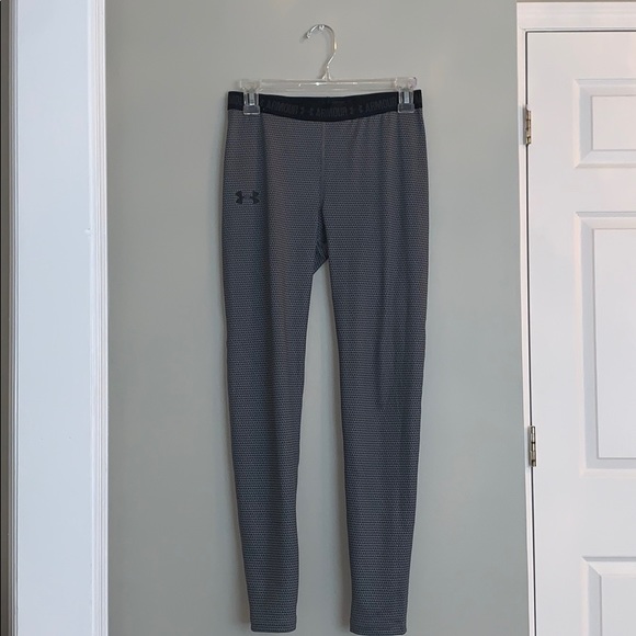 Athletic Clothes - Picture 2 of 3